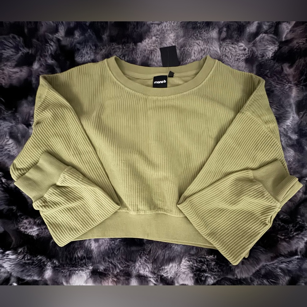 Mono B Sage Ribbed Crop Top